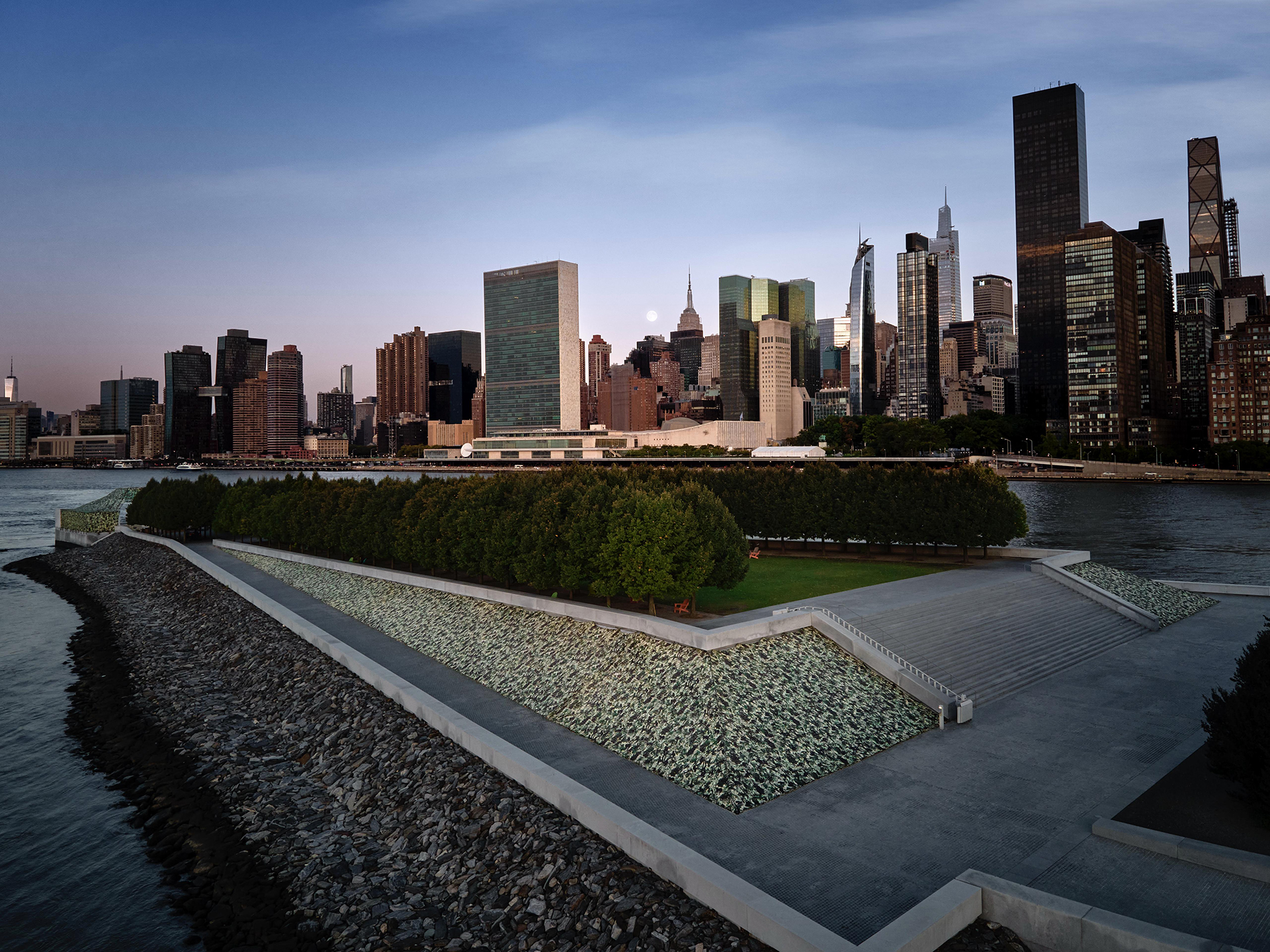 Ai Weiwei, Camouflage, 2025 | Aerial view of installation. FDR Four Freedoms State Park. | Image Credit: Andy Romer Photography | Courtesy of Four Freedoms Park Conservancy